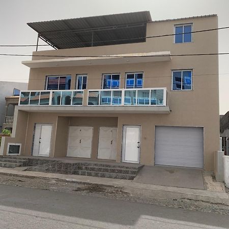 J Martins Apart Hotel Tarrafal  Εξωτερικό φωτογραφία