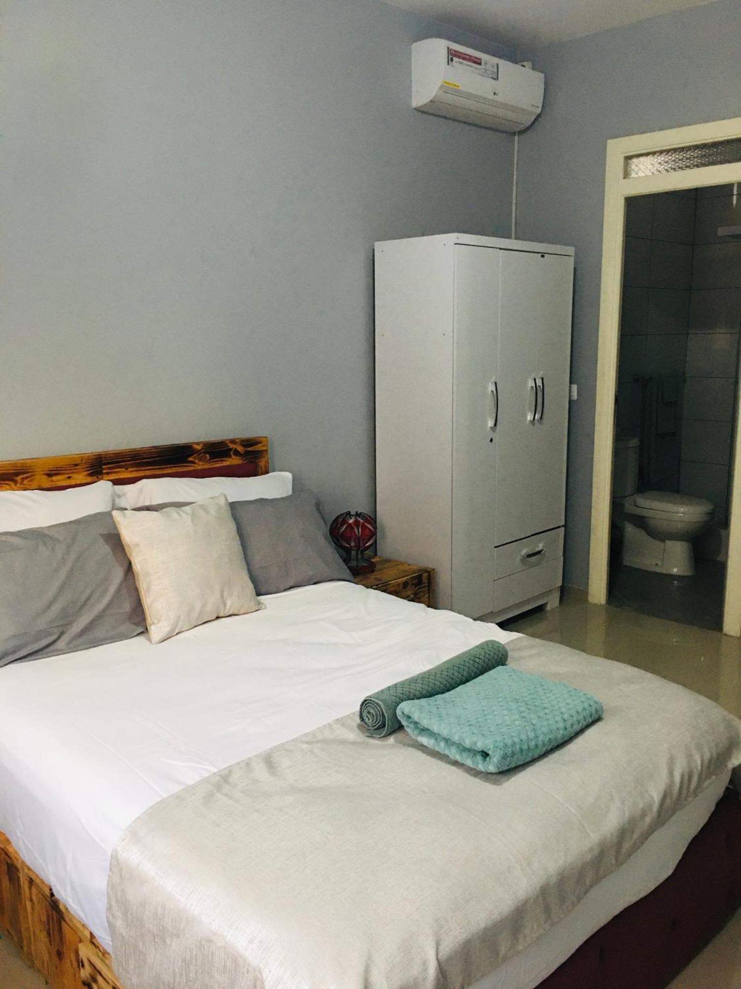 J Martins Apart Hotel Tarrafal  Εξωτερικό φωτογραφία