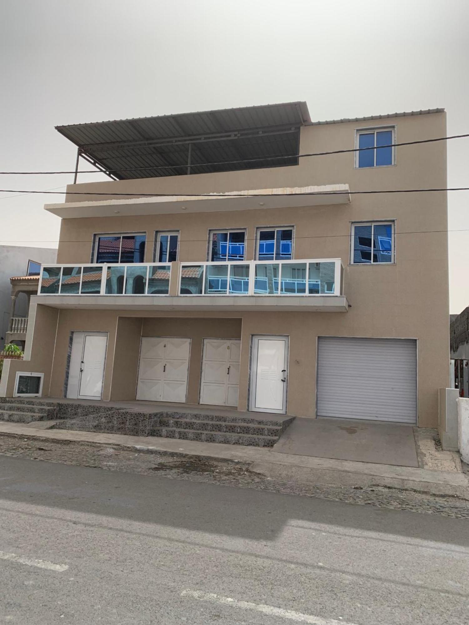 J Martins Apart Hotel Tarrafal  Εξωτερικό φωτογραφία